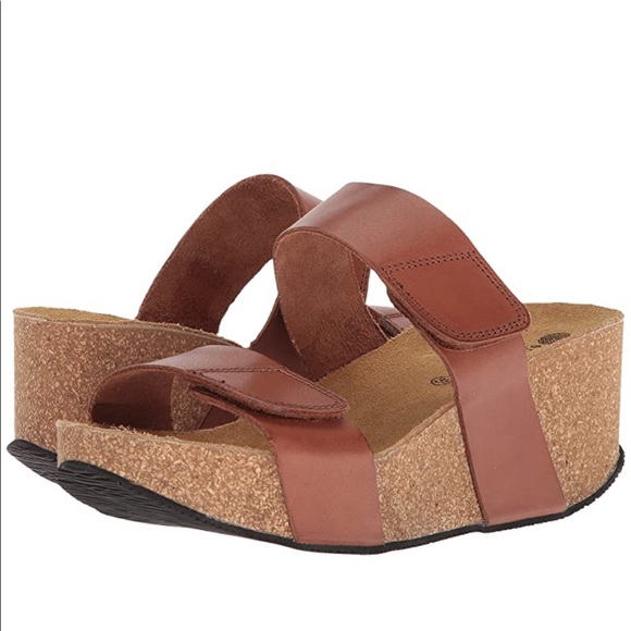 Eric Michael Shoes - Eric Michael Brown 2.5” Heel Cork Lily Platform Chunky Sandals